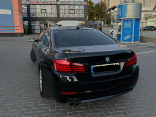 BMW 5 Series foto 7