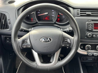 KIA Rio foto 10