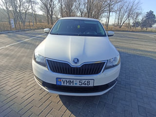 Skoda Rapid foto 2