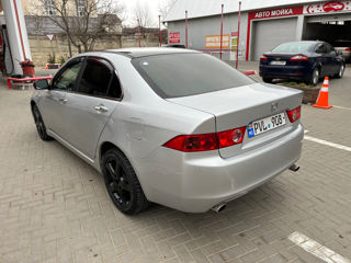 Honda Accord фото 7