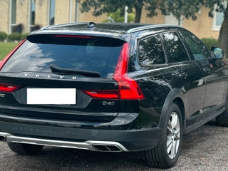 Volvo V90 Cross Country foto 5