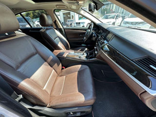 BMW 5 Series foto 15