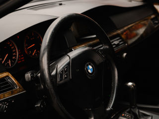 BMW 5 Series foto 9