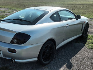 Hyundai Coupe foto 3