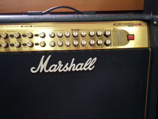 Marshall Valvestate AVT 2000 2x75 Вт 4-канальный комбик foto 3