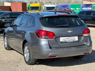 Chevrolet Cruze фото 10