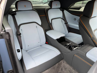 Rolls-Royce Spectre foto 17