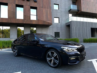 BMW 7 Series foto 2