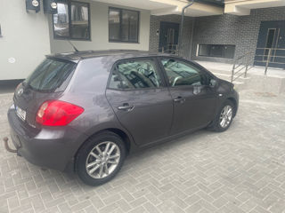 Toyota Auris foto 2