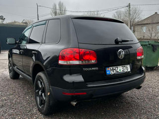 Volkswagen Touareg foto 3