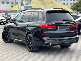 BMW X7 foto 3