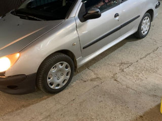 Peugeot 206 foto 4