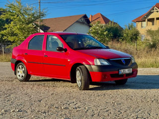 Dacia Logan foto 2