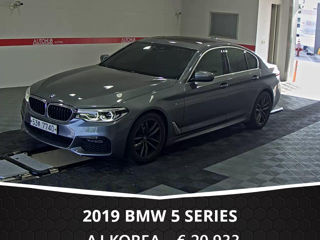 BMW 5 Series foto 3