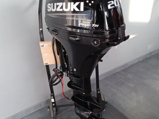 Motor de barca Suzuki DF20AS