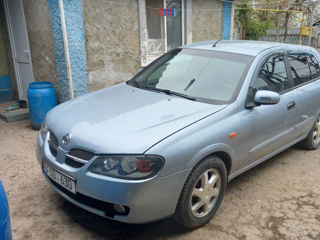 Nissan Almera foto 6