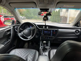 Toyota Auris foto 8