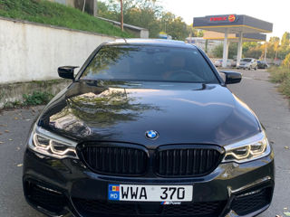 BMW 5 Series foto 1