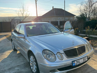 Mercedes E-Class foto 4