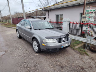 Volkswagen Passat foto 3