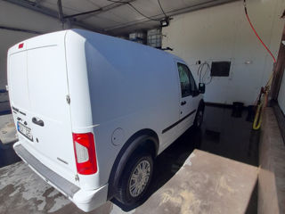 Ford Transit Connect foto 4