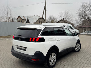 Peugeot 5008 foto 4