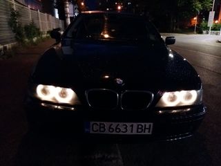 BMW 5 Series foto 7