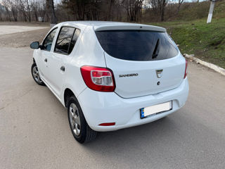 Dacia Logan foto 3