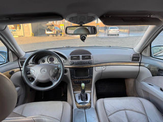 Mercedes E-Class foto 6