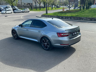 Skoda Superb foto 8