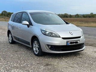 Renault Scenic foto 1