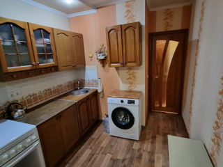 Apartament cu 1 cameră, 45 m², Botanica, Chișinău foto 2