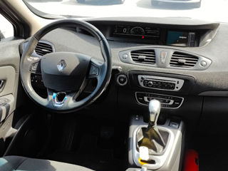 Renault Grand Scenic foto 12