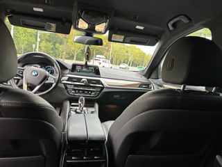 BMW 5 Series foto 4