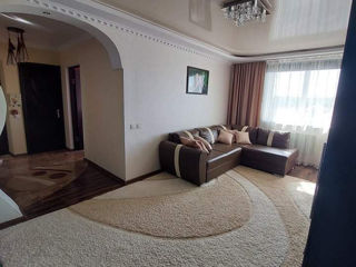 Apartament cu 4 camere, 70 m², Centru, Bălți foto 2