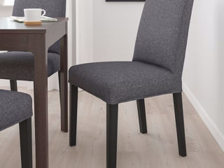 Set 2 scaune cu șezut moale IKEA Bergmund /Livrare în toată Moldova/ Credit 0%