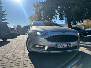 Ford Fusion foto 6