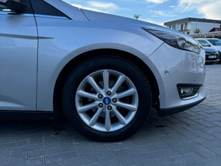 Ford Focus foto 9