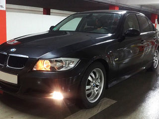 BMW 3 Series foto 6