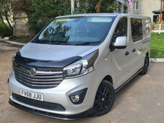 Opel Vivaro Biturbo 2900 foto 1