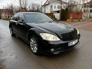 Mercedes S-Class