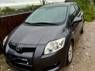 Toyota Auris foto 1