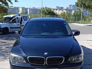 BMW 7 Series foto 1