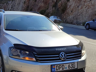 Volkswagen Passat foto 2