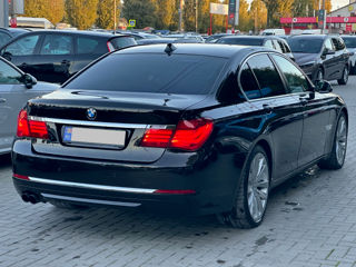 BMW 7 Series foto 3