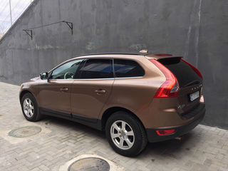 Volvo XC60 foto 3