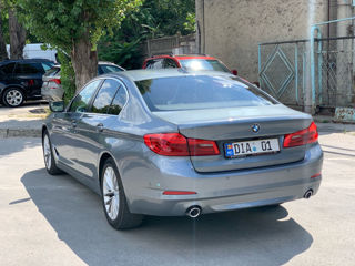 BMW 5 Series foto 5