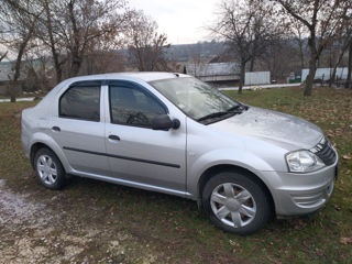 Dacia Logan foto 4