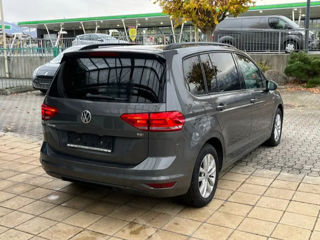 Volkswagen Touran foto 5