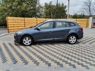 Renault Megane foto 2